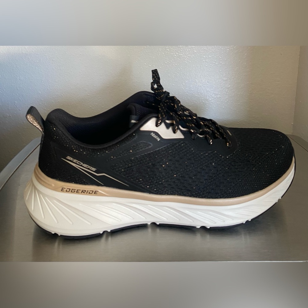 SKECHERS.. EDGERIDGE WOMENS EDGERIDGE BLACK AND GOLD SNEAKERS - Picture 3 of 16